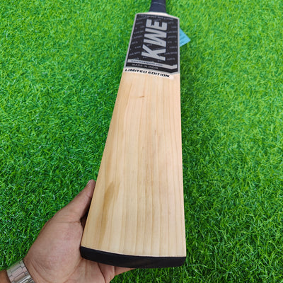 Limited Edition Season Cricket Bat - ready to play