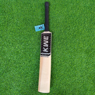 Limited Edition Season Cricket Bat - ready to play